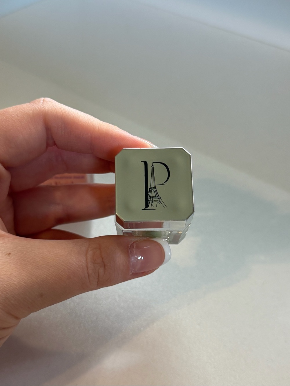 La Prédiré Prestige Paris Get Fresh Matte Eye Shadow - Shade 15 “Green” - Picture 10 of 10